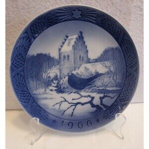 Royal Copenhagen Vintage Collectible Plate Blackbird at Christmas Time 1966